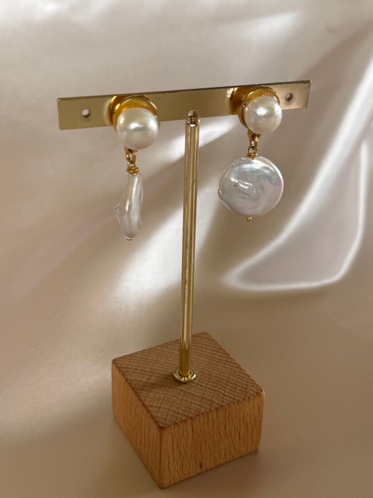 Arete Perla Moneda