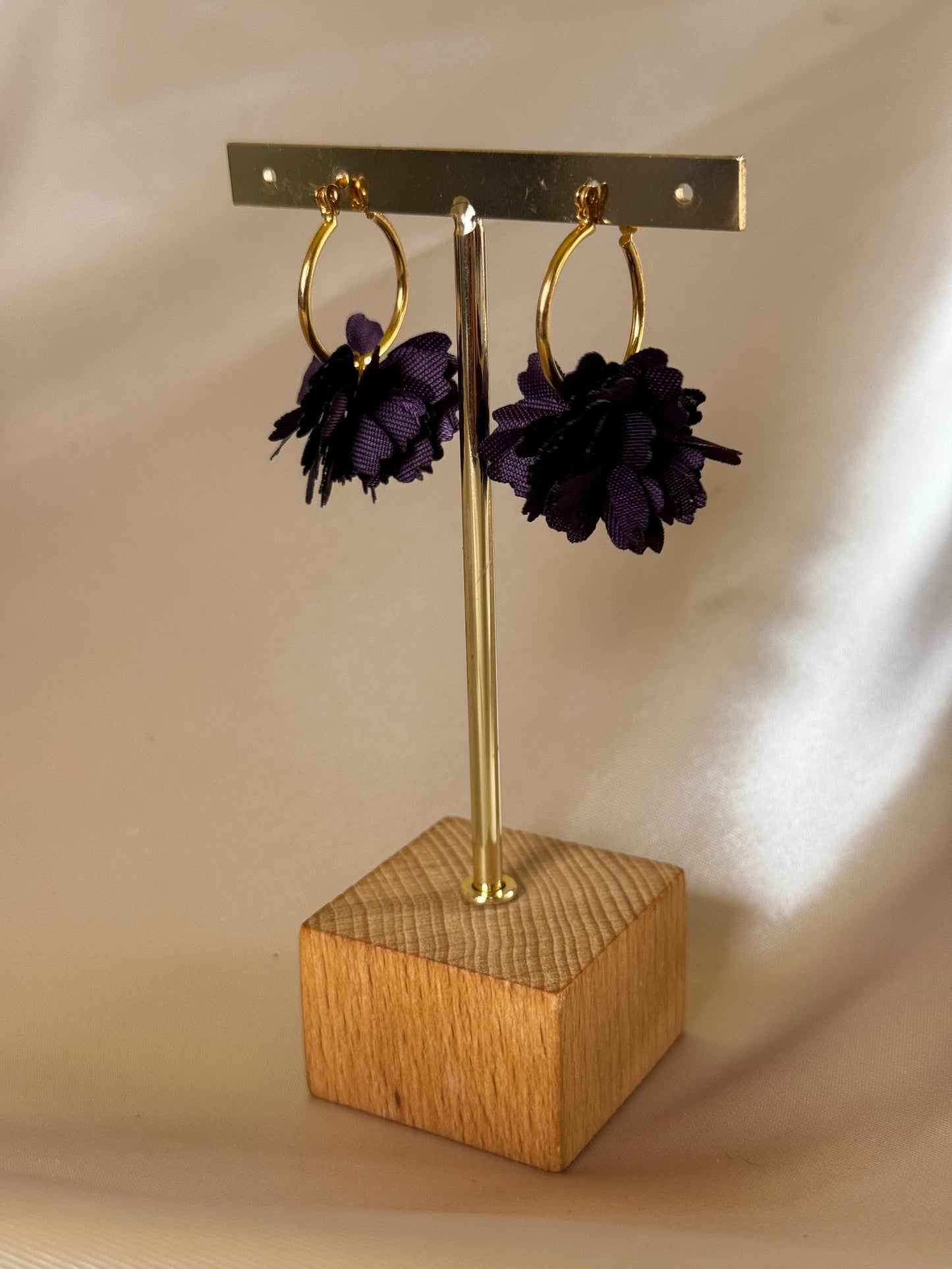 Arracada flor textil 2 en 1