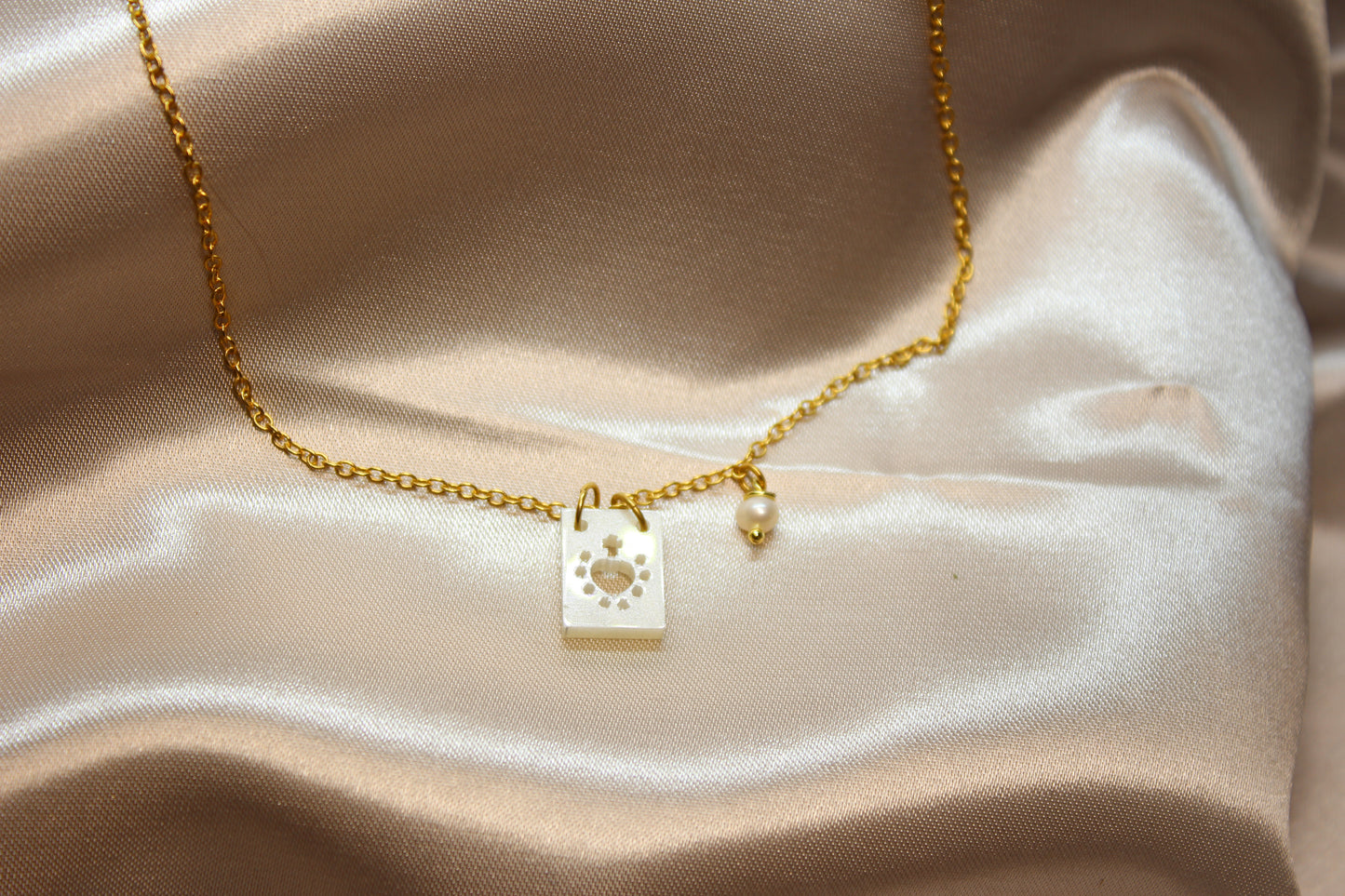 Collar CN Corazon