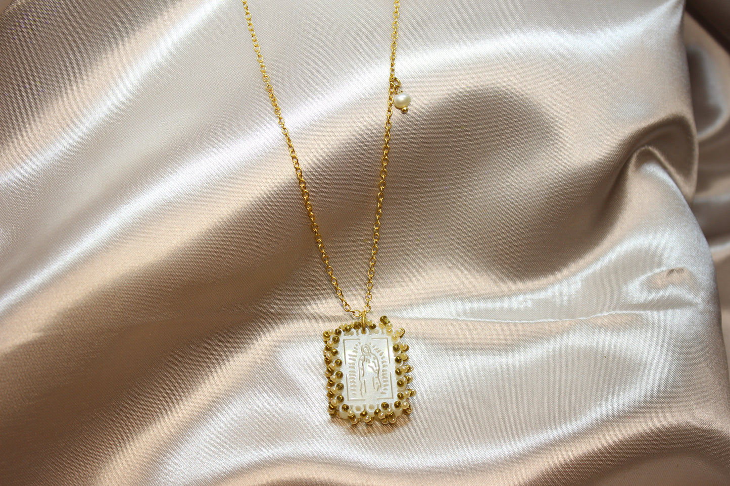 Collar CN Virgen
