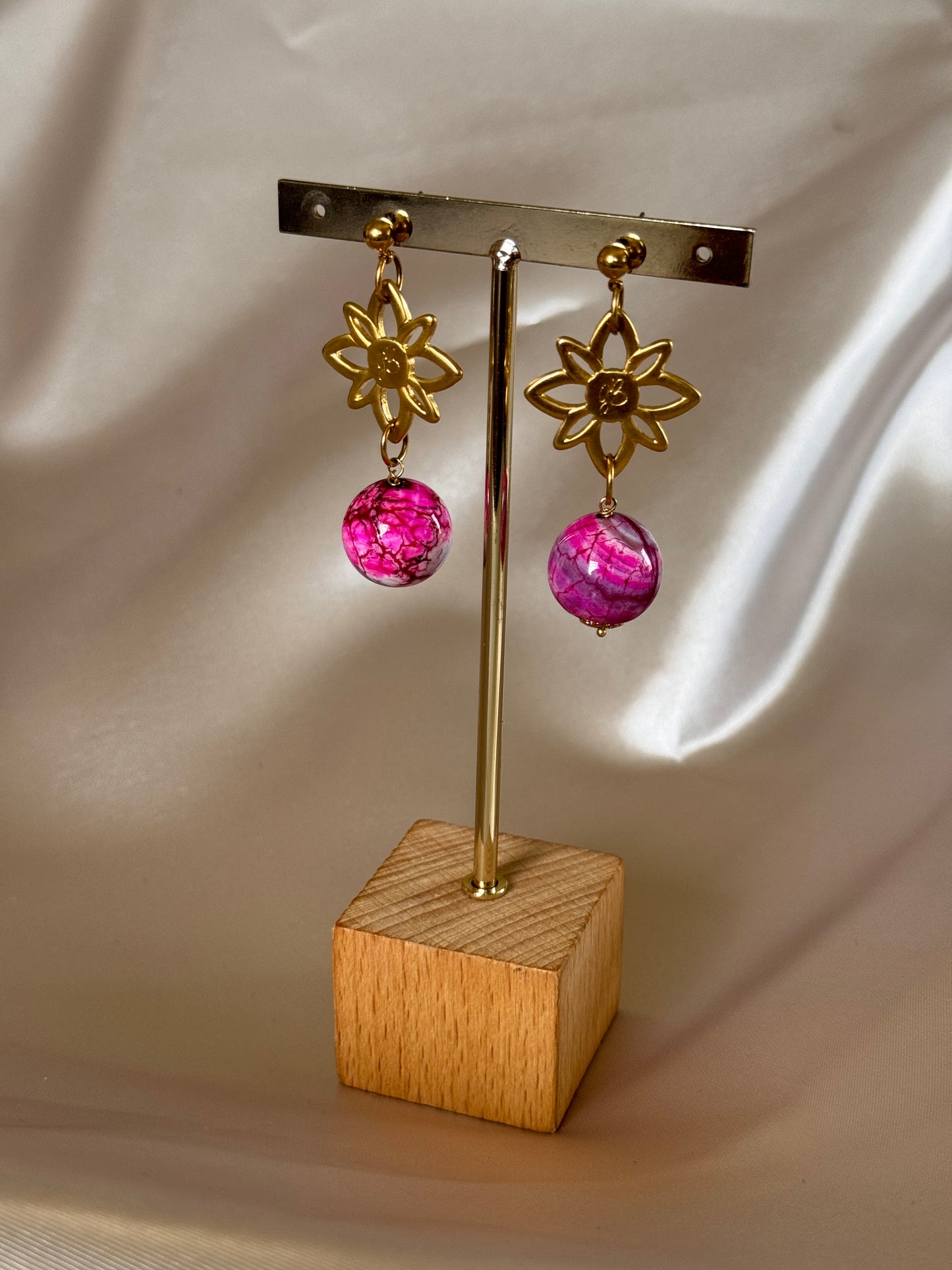 Aretes Dije GB Rosa