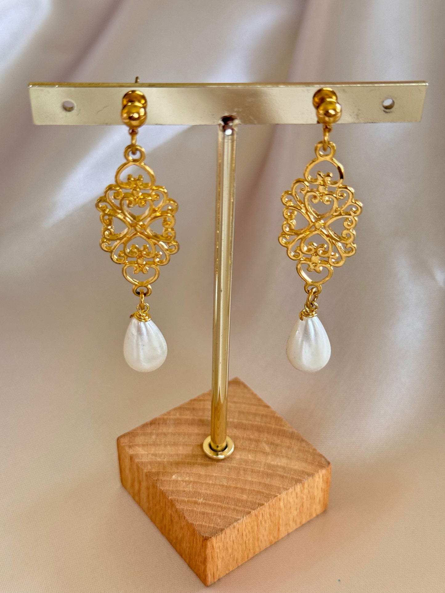 Aretes Dije Vintage Perla Gota