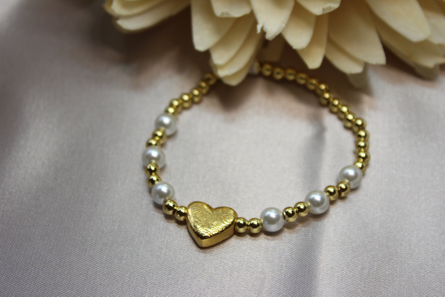 Pulsera perlitas corazón