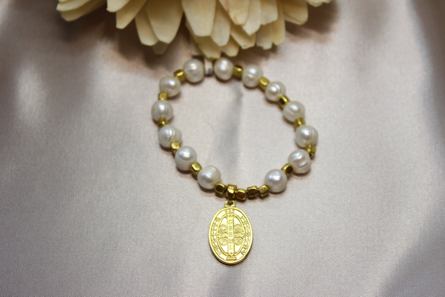 Pulsera Perlas San Benito Ovalada