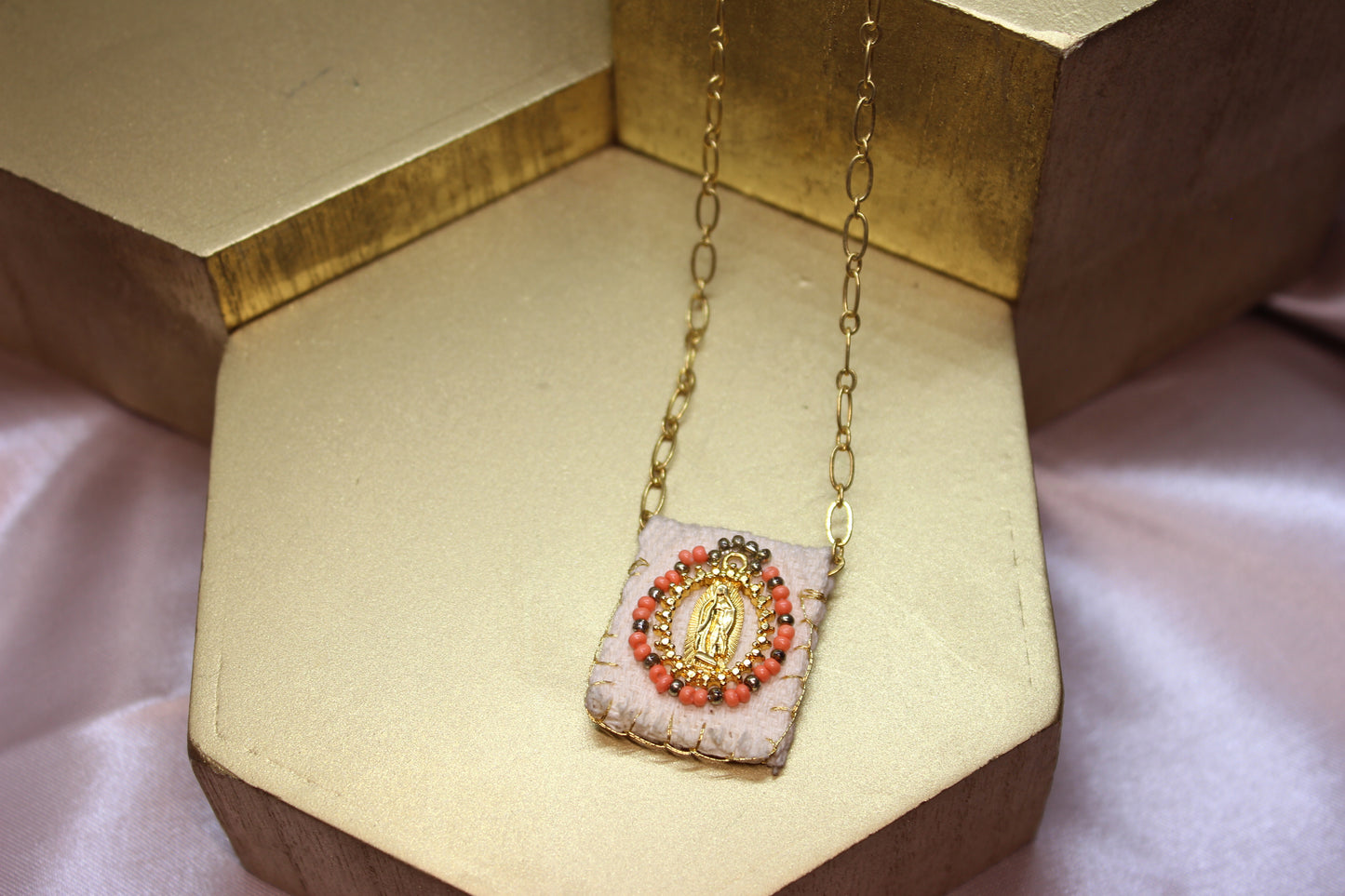 Collar Escap. V.Gpe Coral