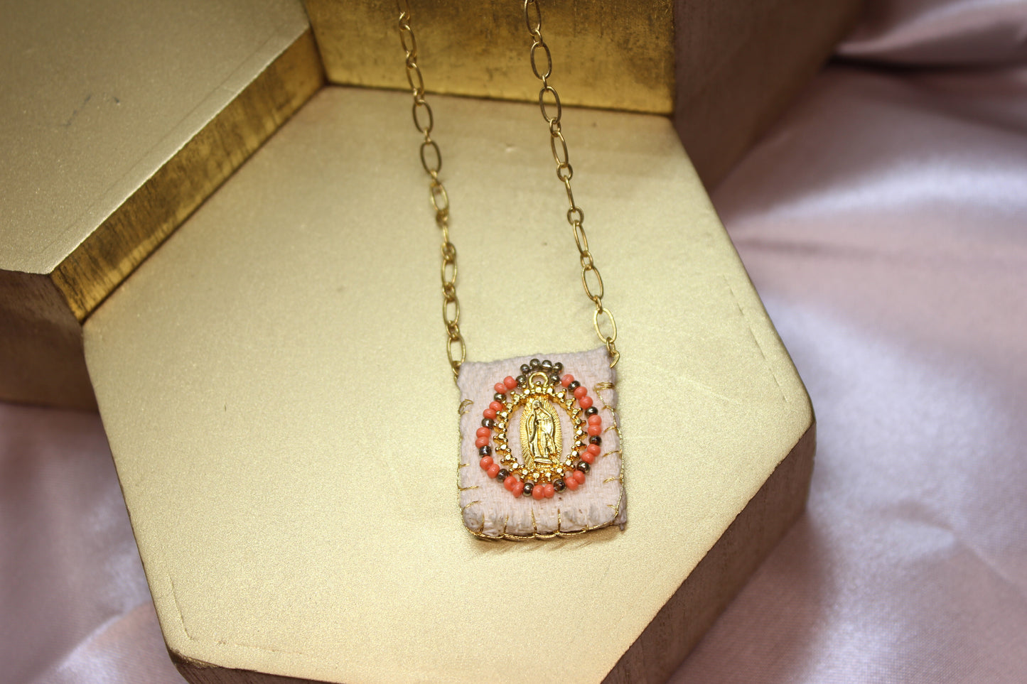 Collar Escap. V.Gpe Coral